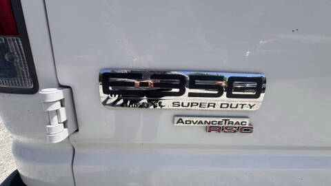 2011 Ford E-Series E-350 SD XLT