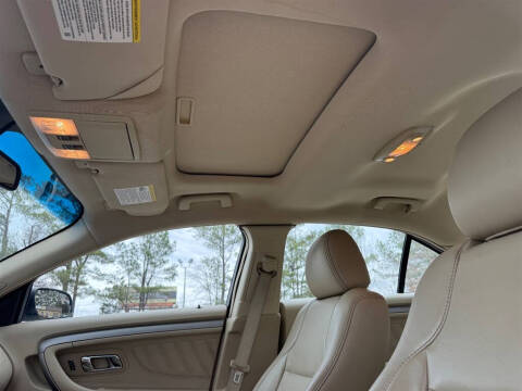 2013 Ford Taurus SEL