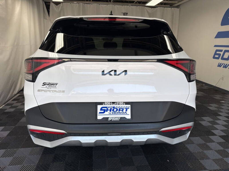 2024 Kia Sportage EX