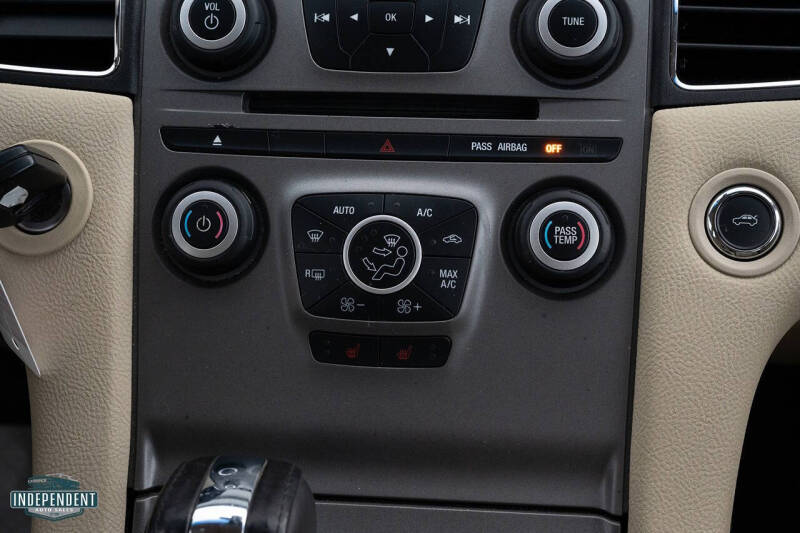 2013 Ford Taurus SEL