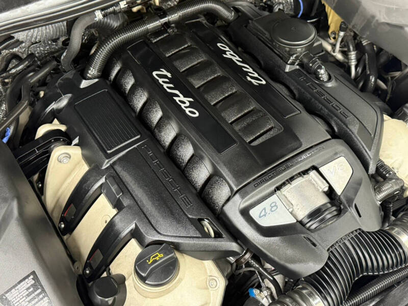 2013 Porsche Cayenne Turbo