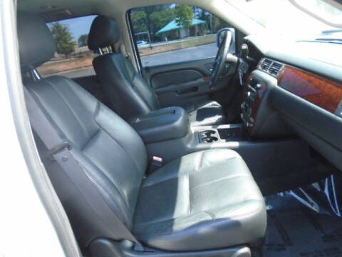 2011 Chevrolet Suburban LT