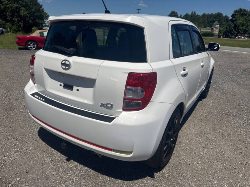 2011 Scion xD