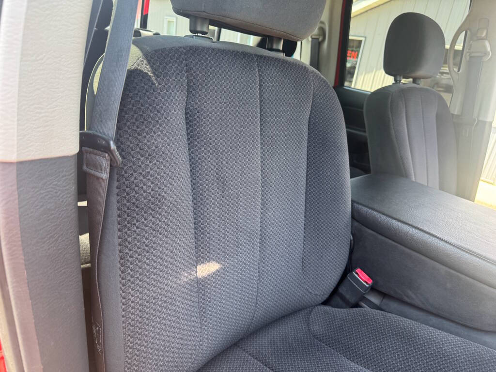2005 Dodge Ram 2500 31