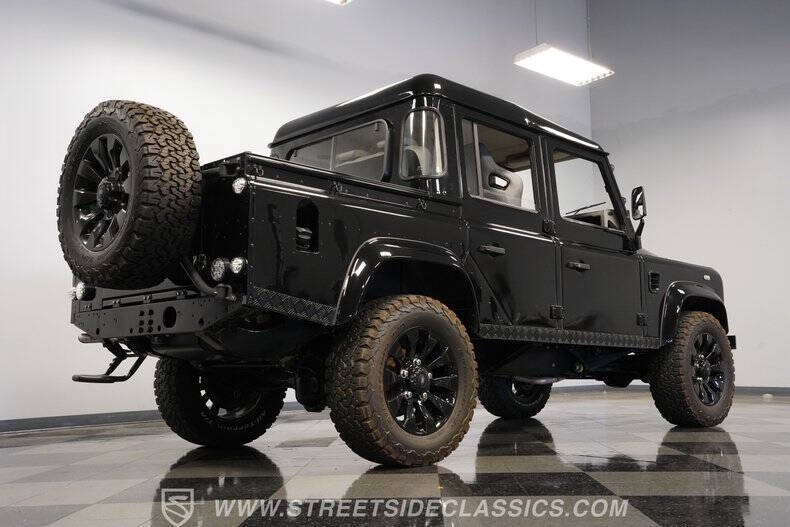 1984 Land Rover Defender