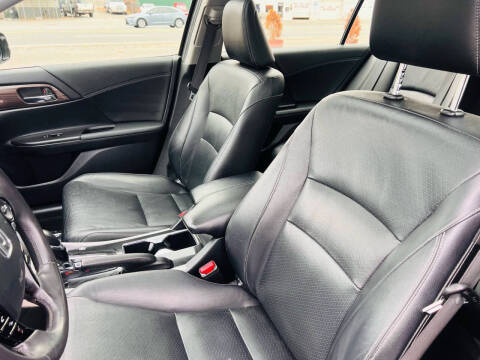 2017 Honda Accord Hybrid EX-L