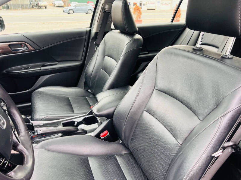 2017 Honda Accord Hybrid EX-L