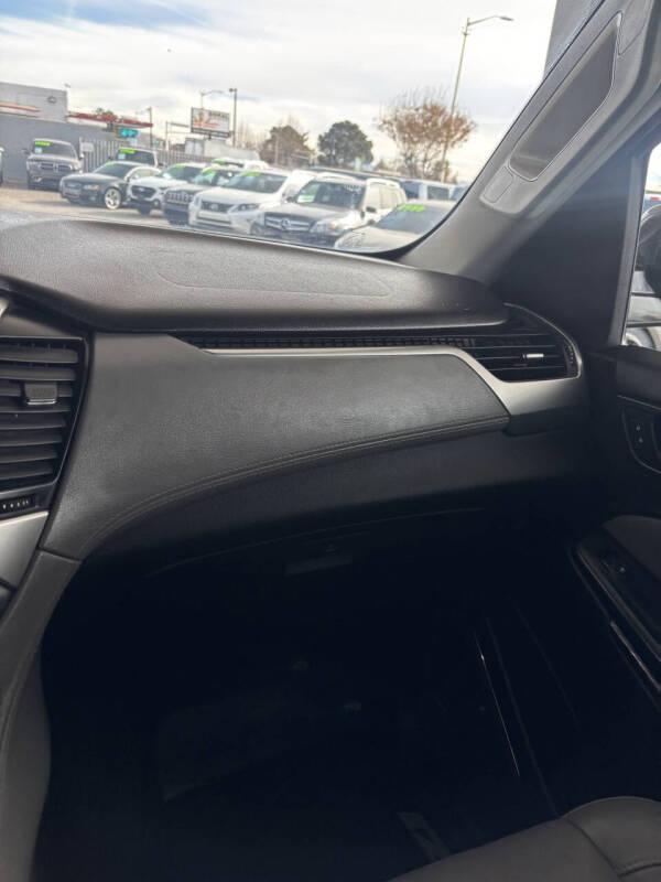 2017 Chevrolet Suburban LT