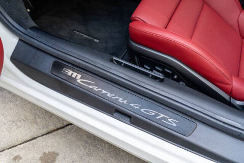 2024 Porsche 911 Carrera 4 GTS