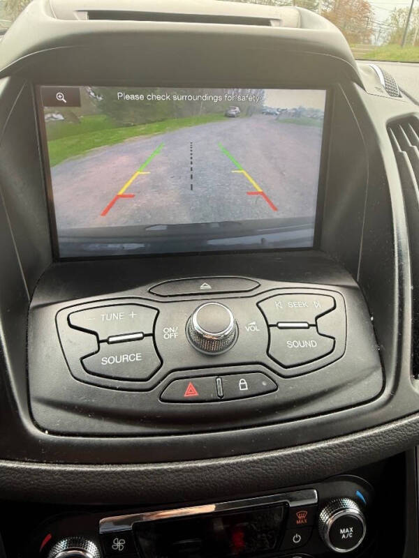 2015 Ford Escape SE
