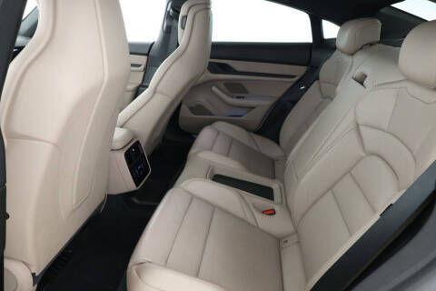 2022 Porsche Taycan 4S