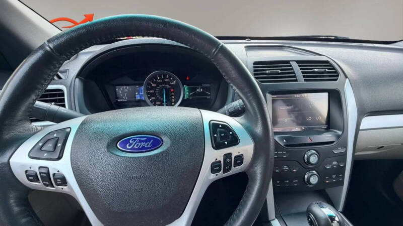 2011 Ford Explorer XLT
