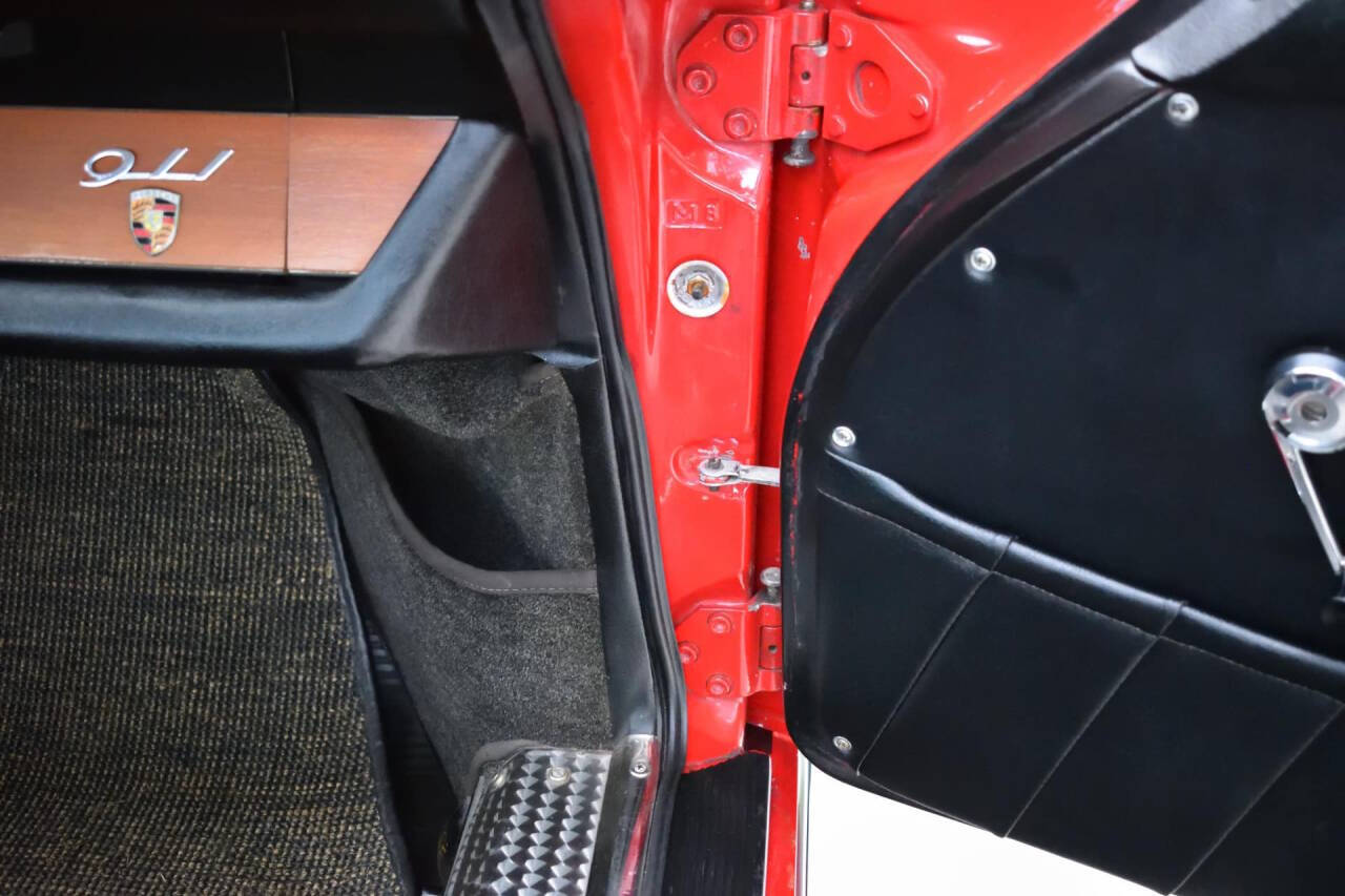1966 Porsche 911 98