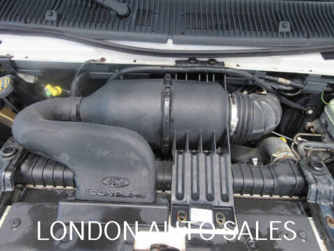 2001 Ford E-Series E-350 SD XLT