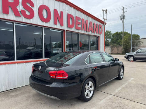 2013 Volkswagen Passat SE