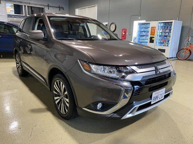 2020 Mitsubishi Outlander