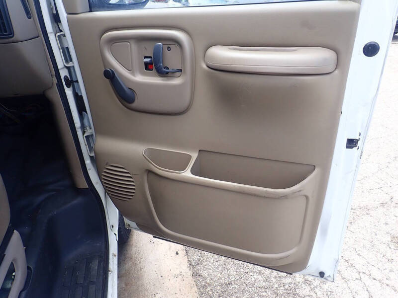 2000 Chevrolet Express G3500
