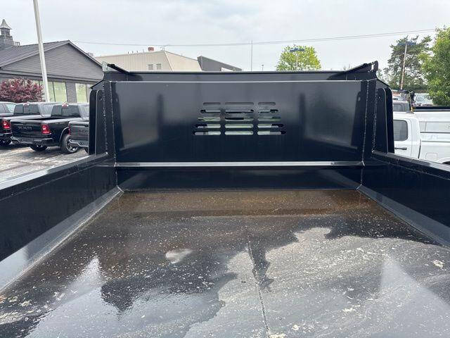 2025 GMC Sierra 3500HD CC Pro