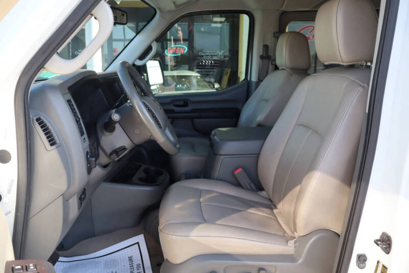 2015 Nissan NV