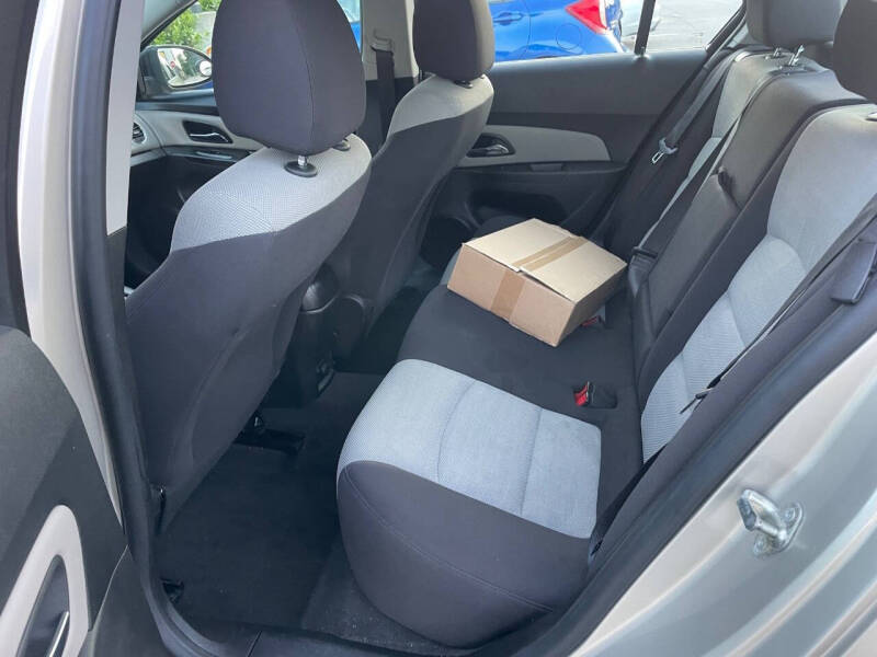 2014 Chevrolet Cruze LS Auto