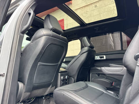 2020 Ford Explorer ST