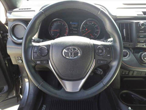 2017 Toyota RAV4 SE