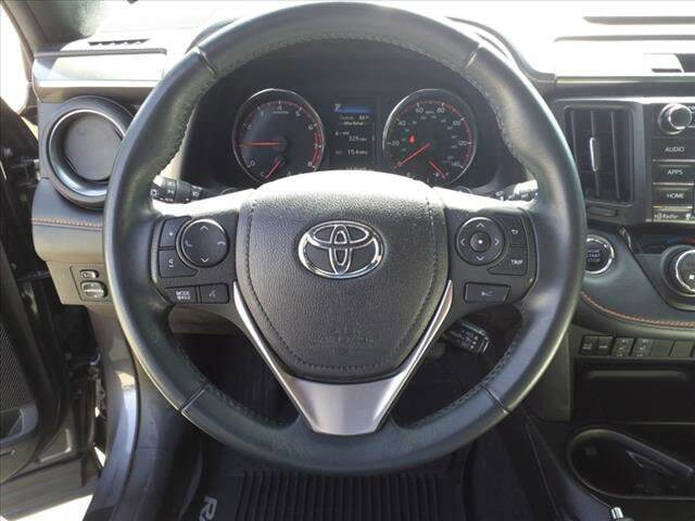 2017 Toyota RAV4 SE
