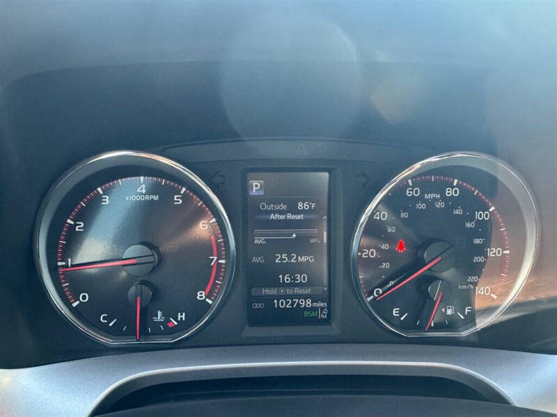 2017 Toyota RAV4 SE