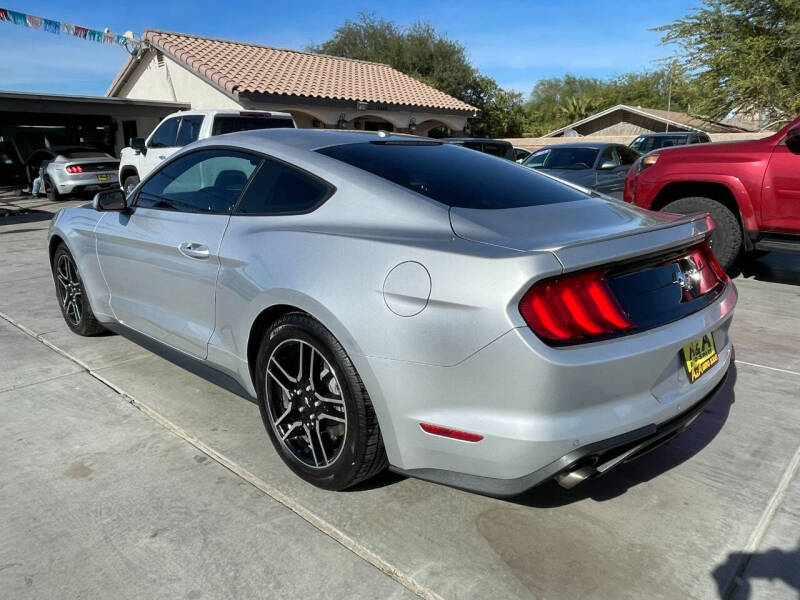 2019 Ford Mustang EcoBoost photo 5