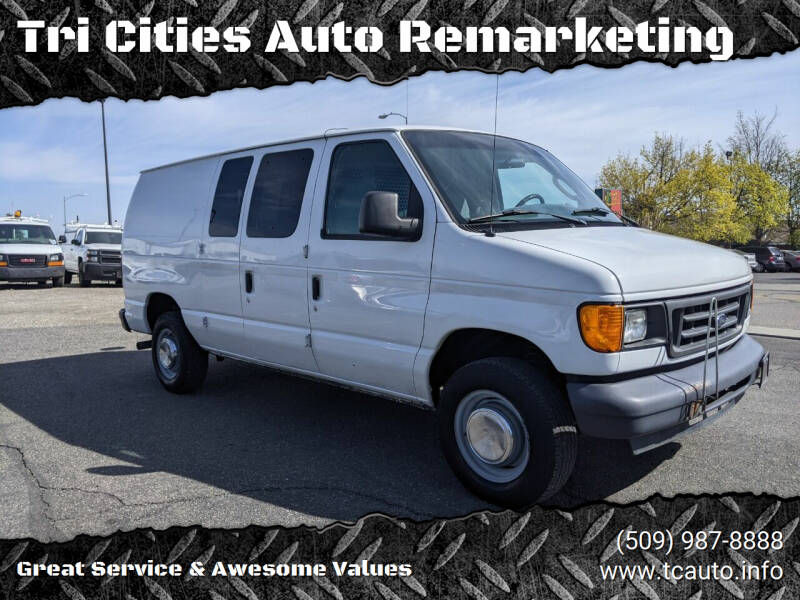 2006 Ford E-Series Cargo for sale at Tri Cities Auto Remarketing in Kennewick WA