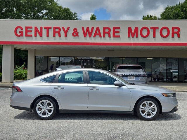 2024 Honda Accord LX's photo