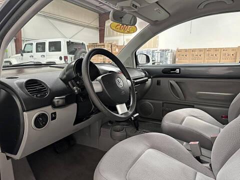 2005 Volkswagen New Beetle GL