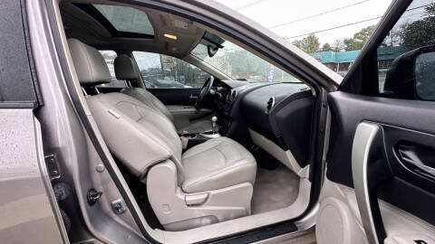 2013 Nissan Rogue SV w/SL Package