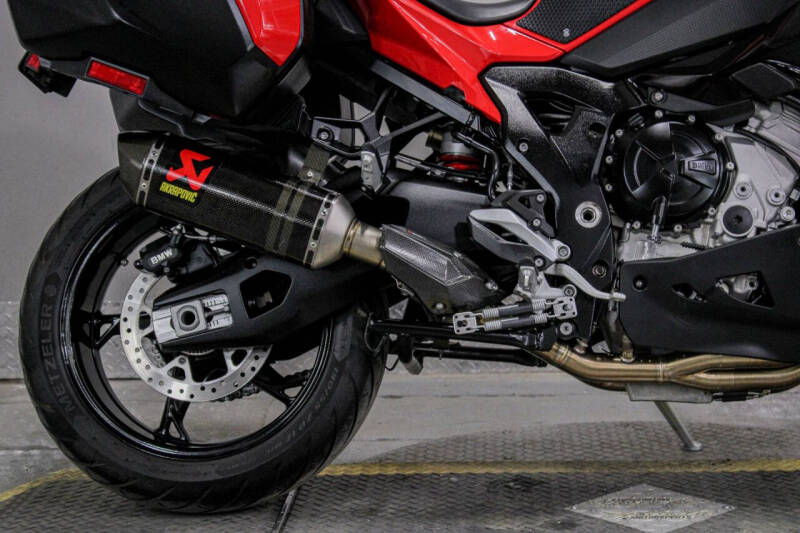 2021 BMW M 1000 XR