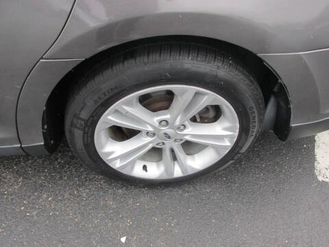 2013 Ford Taurus SEL