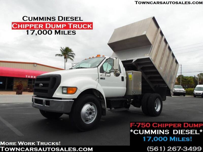 2007 Ford F-750 Super Duty for sale at Town Cars Auto Sales in West Palm Beach FL