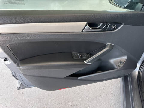 2022 Volkswagen Passat SE