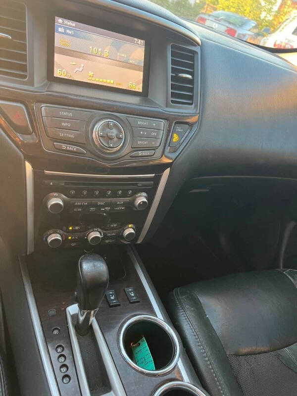 2014 Nissan Pathfinder SL