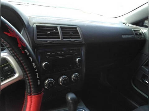 2013 Dodge Challenger SXT