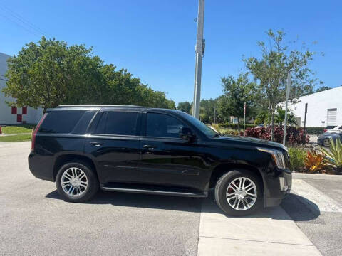 2017 Cadillac Escalade Luxury