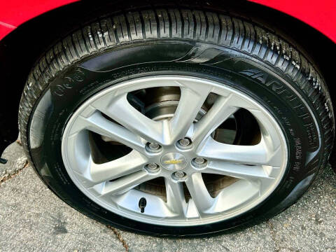 2017 Chevrolet Cruze LT Auto