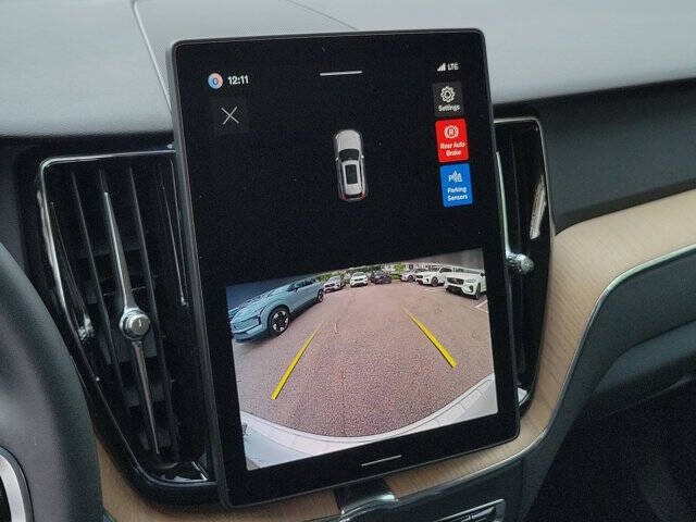 2026 Volvo XC60 B5 Core