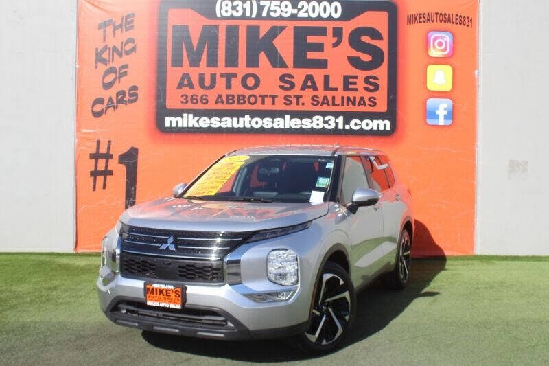 2022 Mitsubishi Outlander ES
