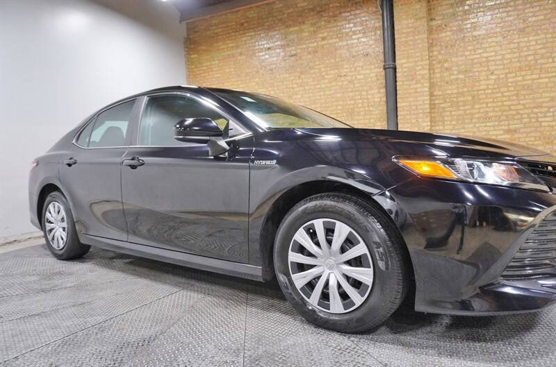 2018 Toyota Camry Hybrid LE