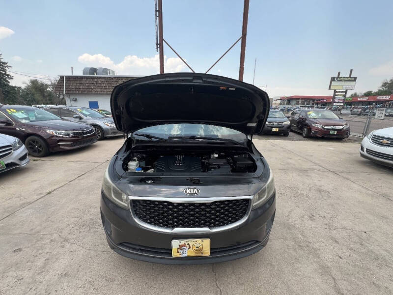 2016 Kia Sedona LX