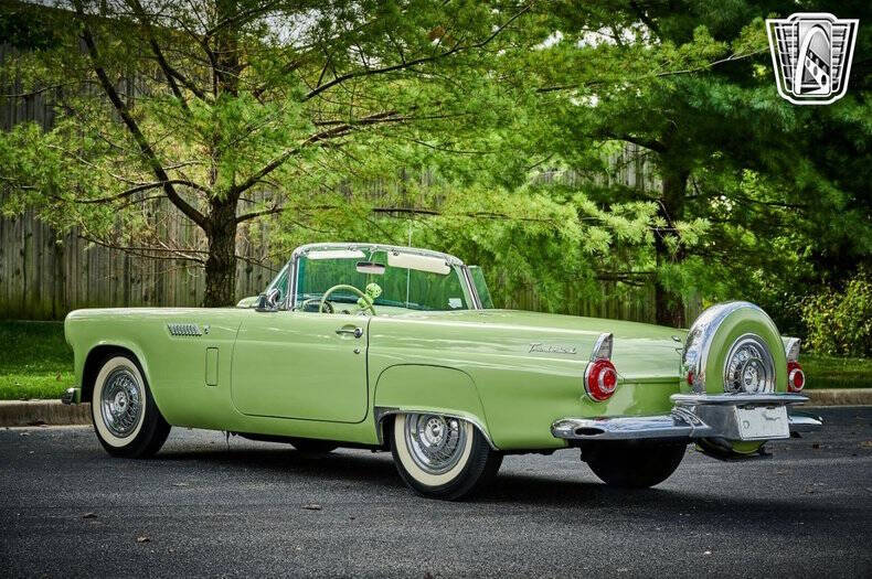 1956 Ford Thunderbird