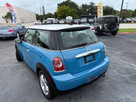 2013 MINI Hardtop Cooper