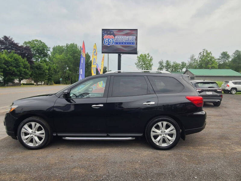 2018 Nissan Pathfinder SL