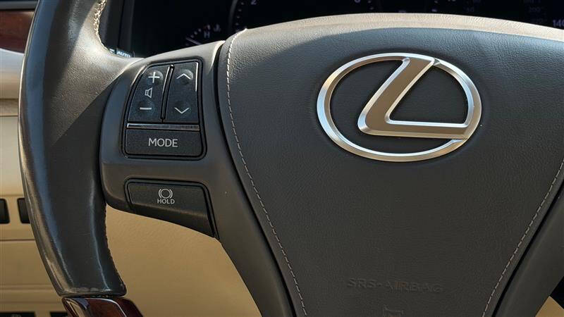 2016 Lexus LS 460