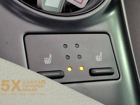 2019 Toyota Camry Hybrid LE